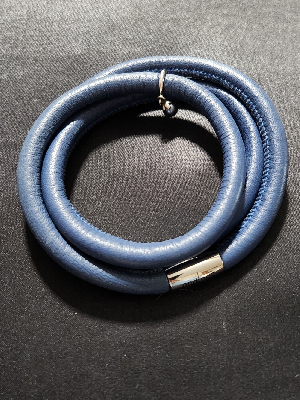 ​Endless Jewelry Blue Leather Triple Wrap Bracelet Silvertone Magnetic Clasp